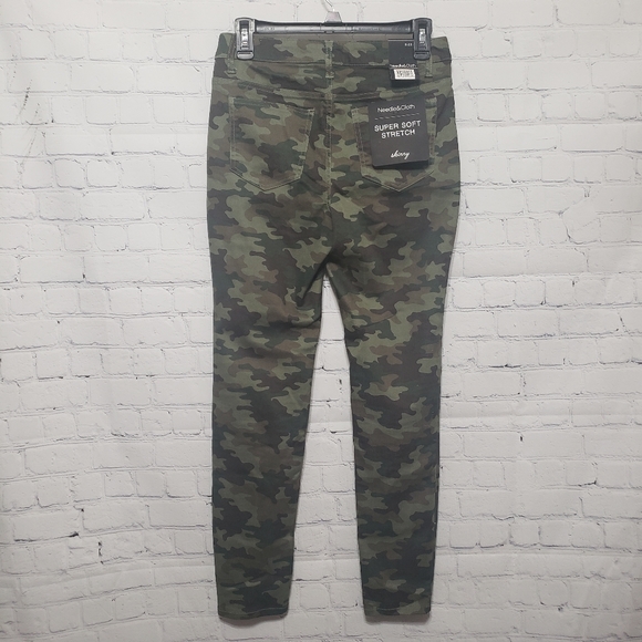 Needle & Cloth NWT Sz 4 Skinny Ankle Camo Jeans - Picture 6 of 15